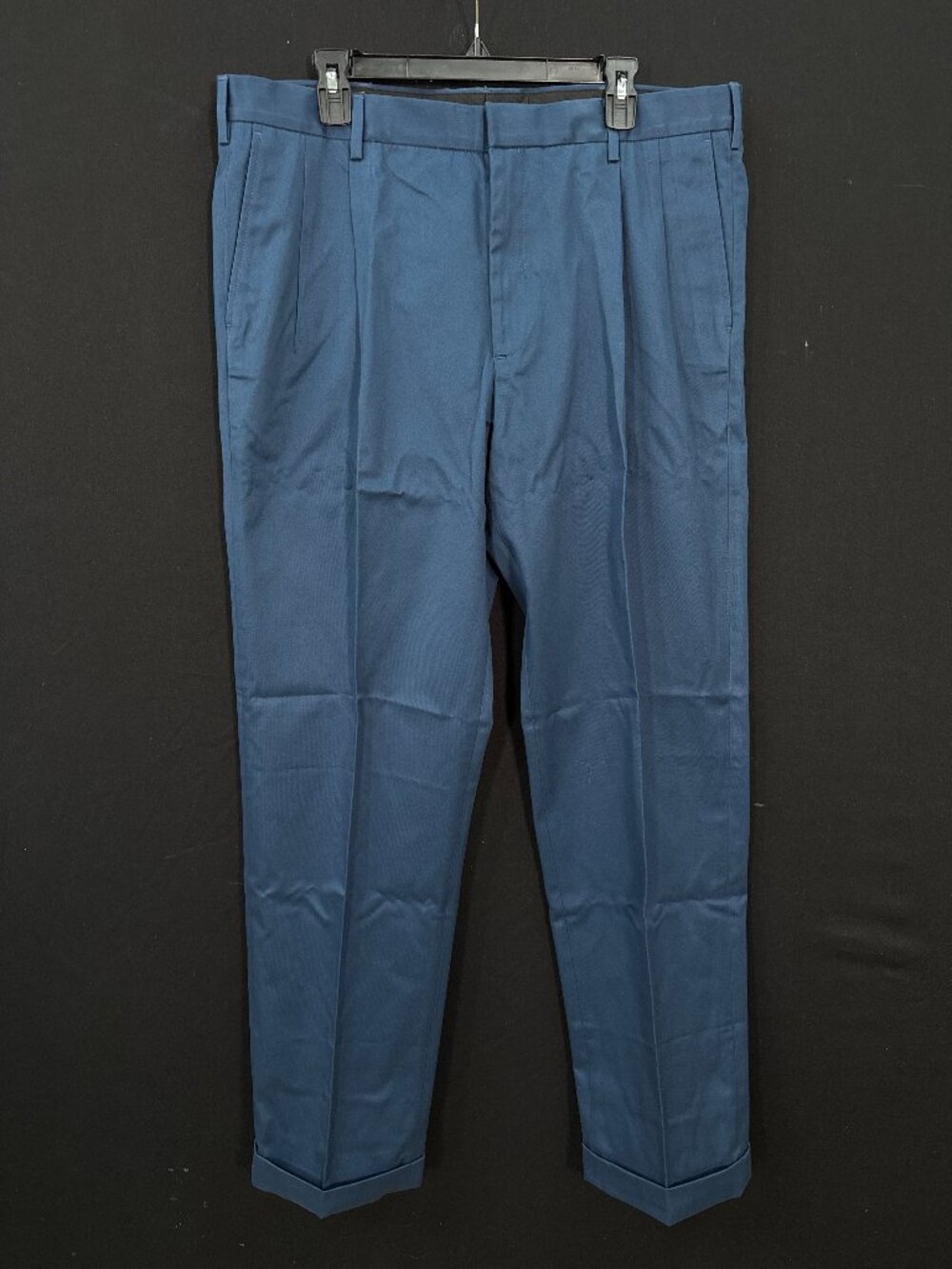 Lands' End Men's Traditional Fit Pleated Twill Pants Blue 38x34 Cuffed NWOT